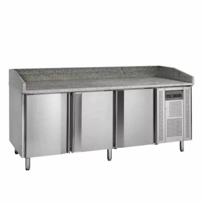 TEFCOLD - Table à pizzas dessus granite 3 portes 565 L